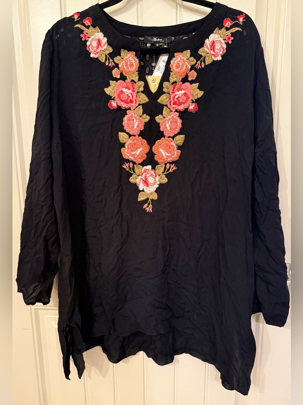 NWT Embroidered Floral V-Neck Women’s Tunic- Black with Pink & Coral Roses